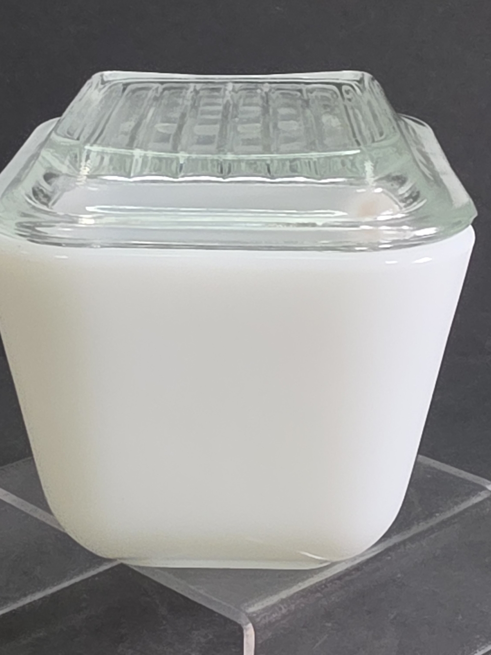PYREX Butterfly Gold Refrigerator Dish With Lid 501-B ~ Excellent Condition - Picture 5 of 12